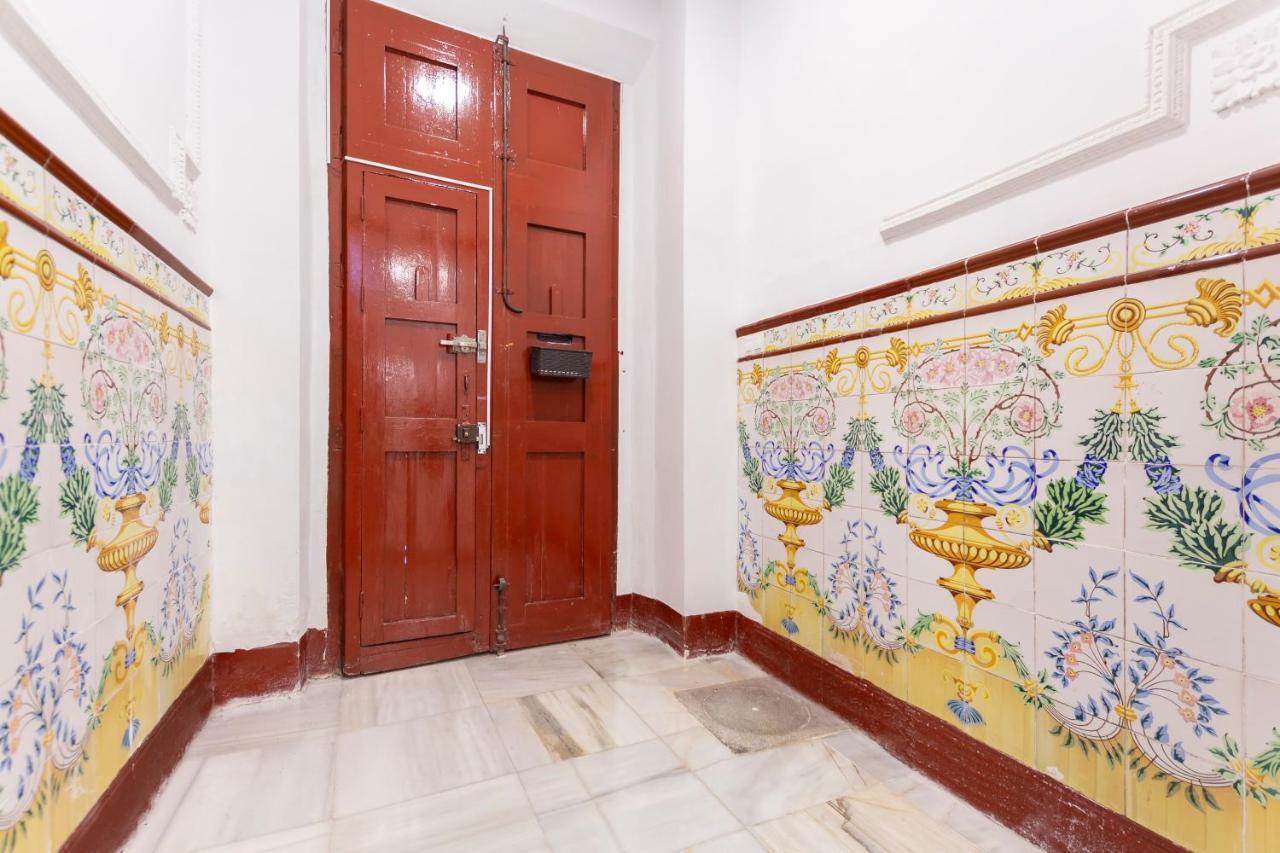 Sanders Lavender - Delightful Two-Bedroom Apartment Downtown Malaga Exterior photo