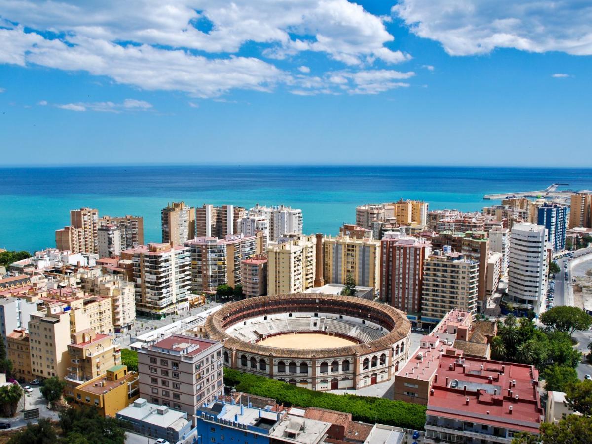 Sanders Lavender - Delightful Two-Bedroom Apartment Downtown Malaga Exterior photo